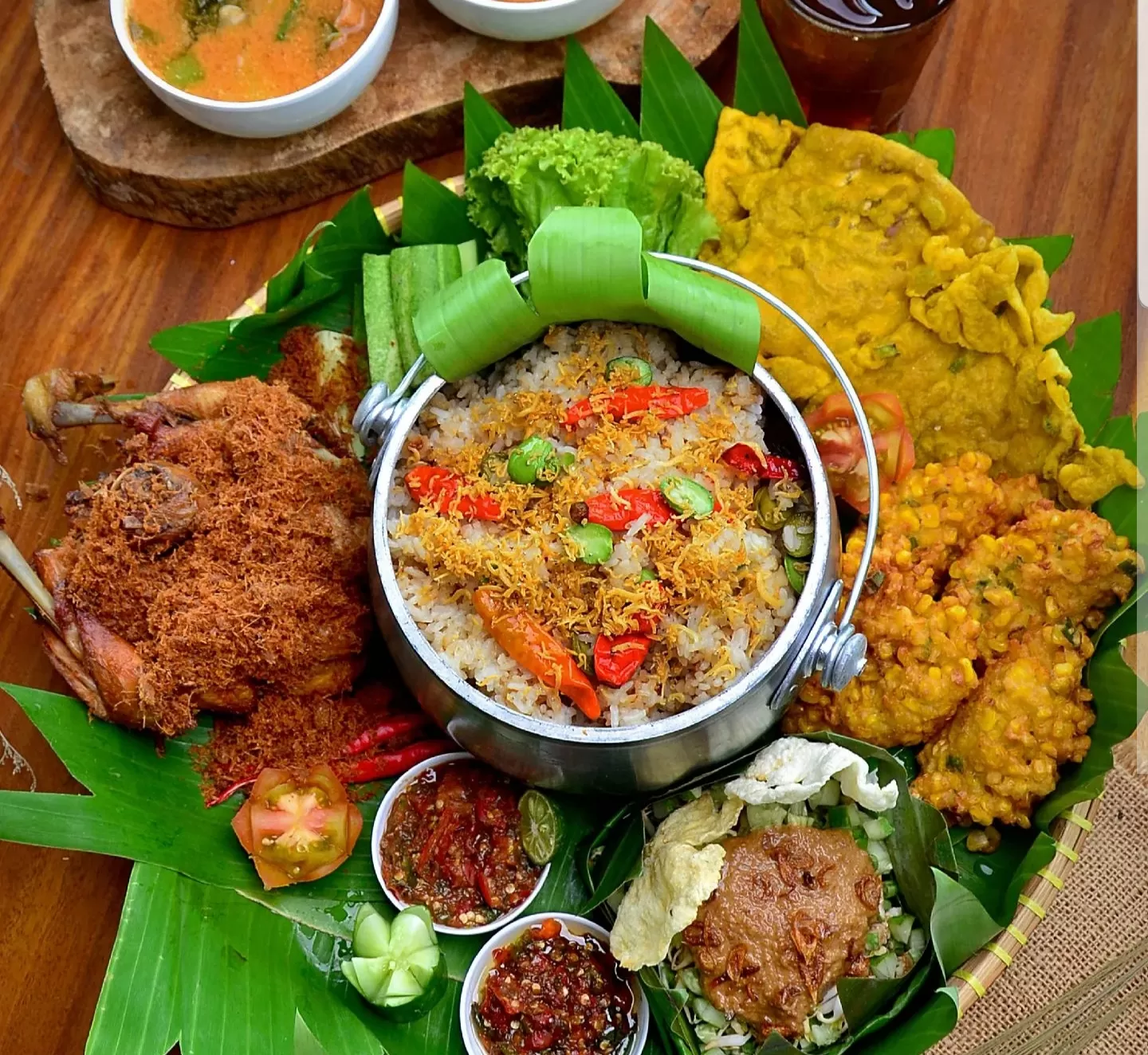 Warung Nasi Liwet Khas Keutapang Aree